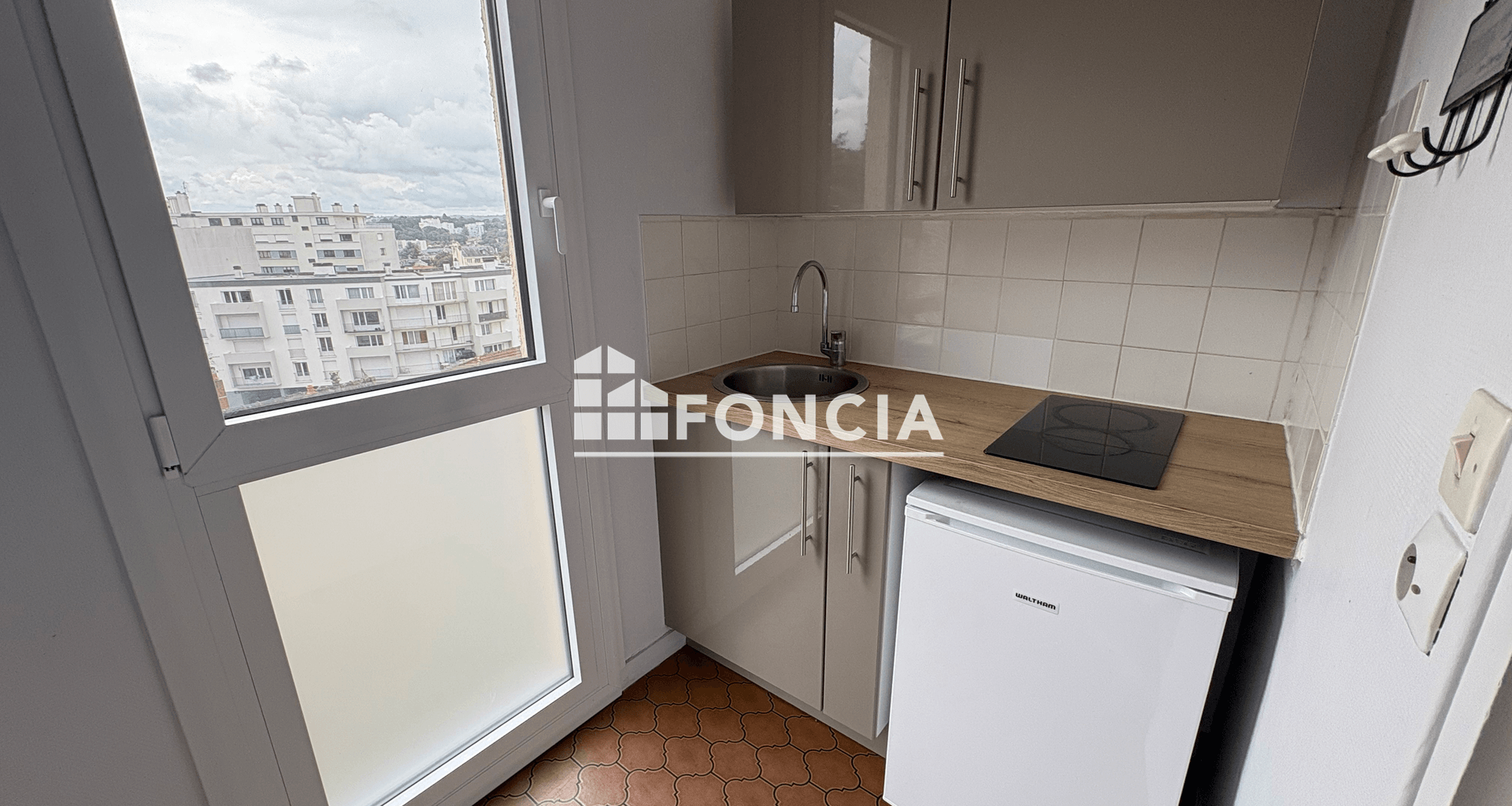 Studio (27.41 m²) à louer - Limoges (87000)