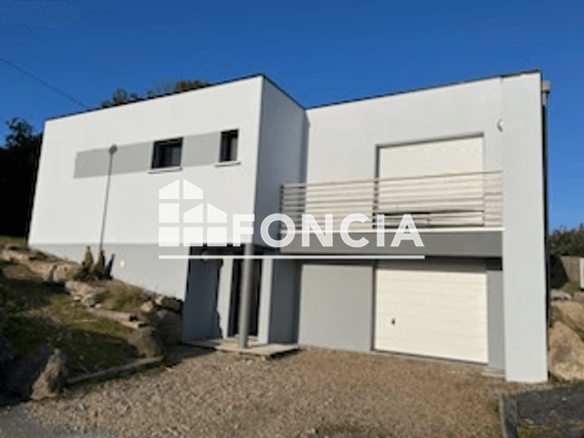 Maison 5 pièces (118.28 m²) à louer - Quimper (29000)