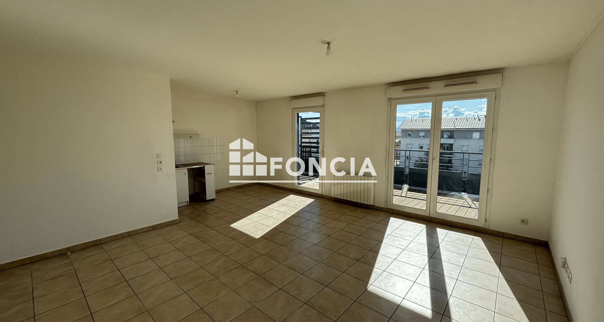 Appartement 3 pièces (63.8 m²) à vendre - Décines-charpieu (69150)