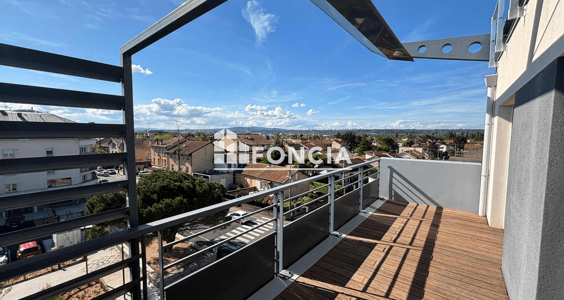 Appartement 3 pièces (63.8 m²) à vendre - Décines-charpieu (69150)