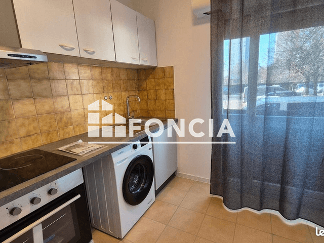 Studio (32.56 m²) à louer - Le Pont De Claix (38800)