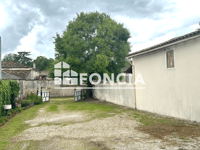 Maison 3 pièces (47.53 m²) à louer - Ste Severe (16200)