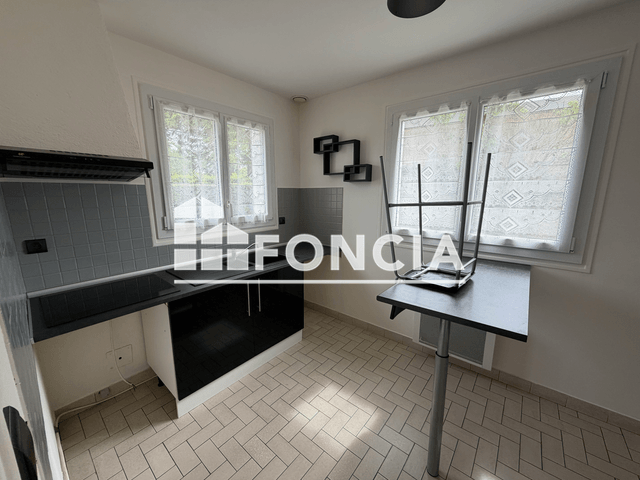 Maison 4 pièces (97 m²) à louer - Nogentel (02400)