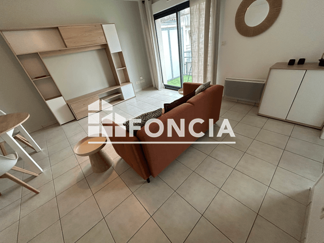 Appartement meublé 2 pièces (42.4 m²) à louer - Niort (79000)