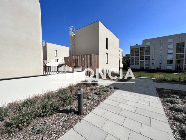 Appartement 3 pièces (73.4 m²) à louer - L Isle D Abeau (38080)