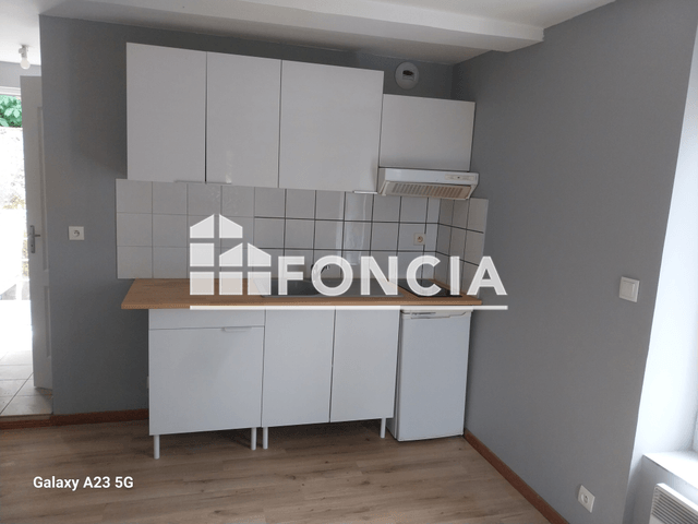 Appartement 2 pièces (42.71 m²) à louer - Sable Sur Sarthe (72300)