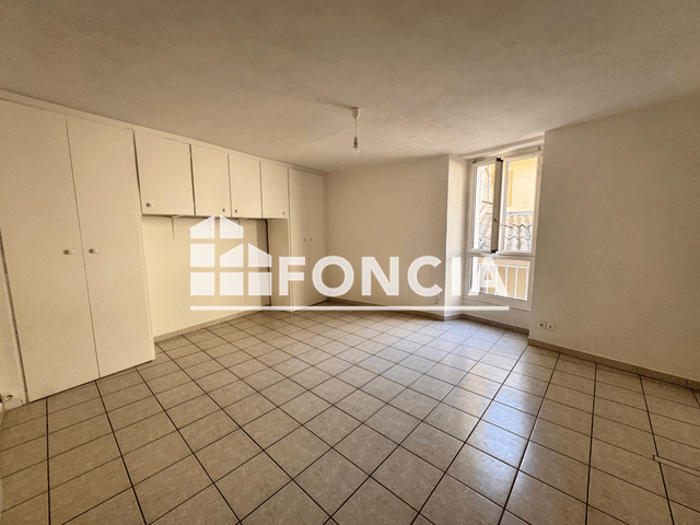 Studio (25.17 m²) à louer - Hyeres (83400)