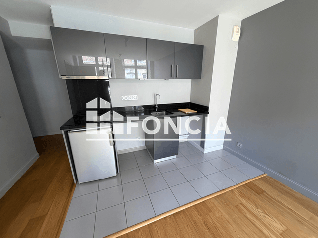 Appartement 2 pièces (48.38 m²) à louer - Besancon (25000)