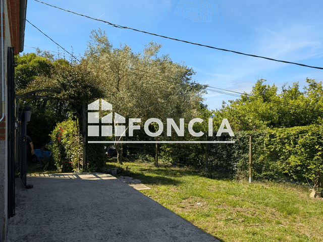 Maison 7 pièces (160 m²) à louer - Bon Encontre (47240)