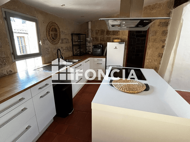 Appartement meublé 3 pièces (119.93 m²) à louer - Pezenas (34120)