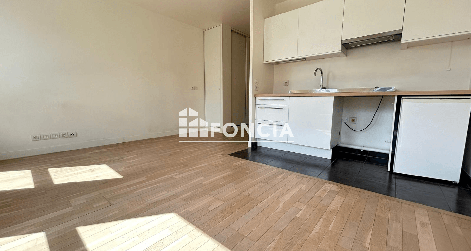 Studio (25.8 m²) à louer - Issy-les-moulineaux (92130)