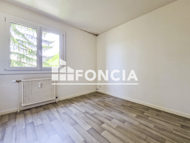 Appartement 4 pièces (88.9 m²) à louer - Voiron (38500)