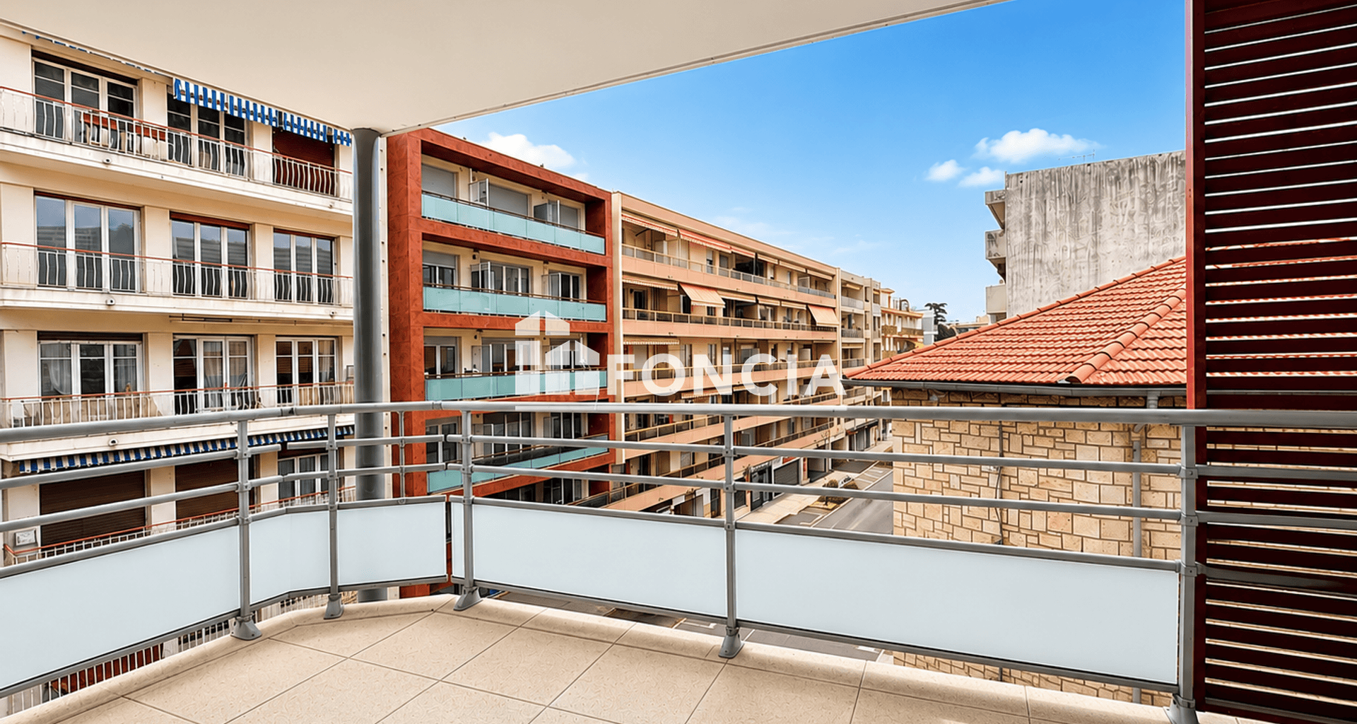 Appartement 3 pièces (65.6 m²) à vendre - Saint-laurent-du-var (06700)