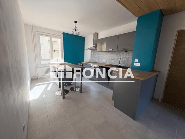 Appartement 3 pièces (81.59 m²) à louer - Bourg En Bresse (01000)