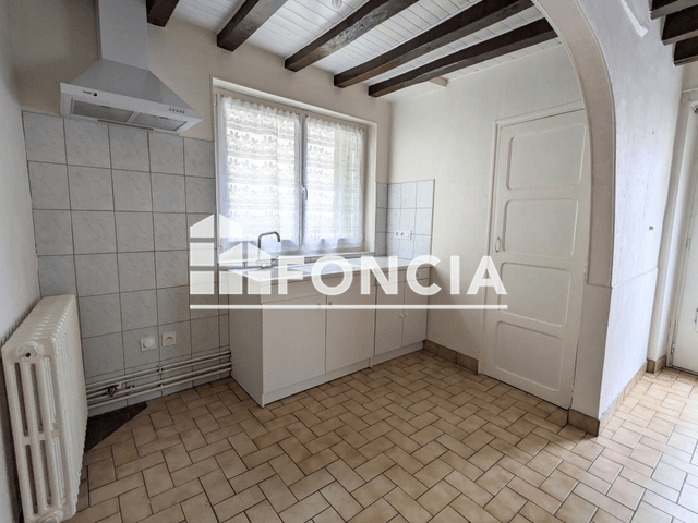 Maison 2 pièces (45 m²) à louer - Sceaux Sur Huisne (72160)