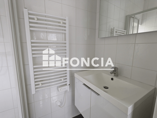 Maison 2 pièces (45 m²) à louer - Sceaux Sur Huisne (72160)