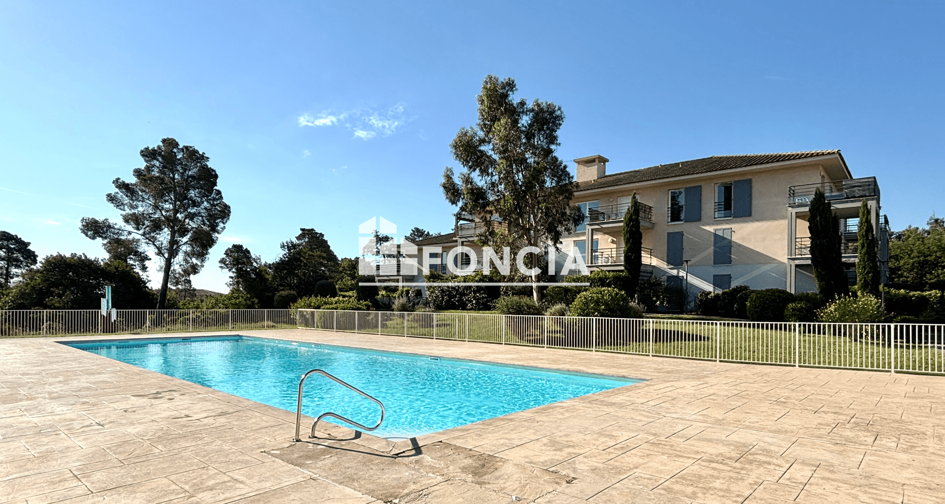 Appartement 3 pièces (53.2 m²) à vendre - Roquebrune-sur-argens (83520)