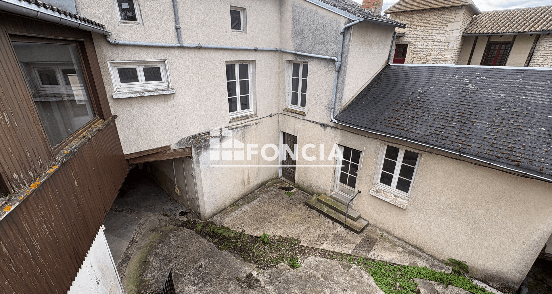 Maison 5 pièces (123 m²) à vendre - Mirebeau (86110)