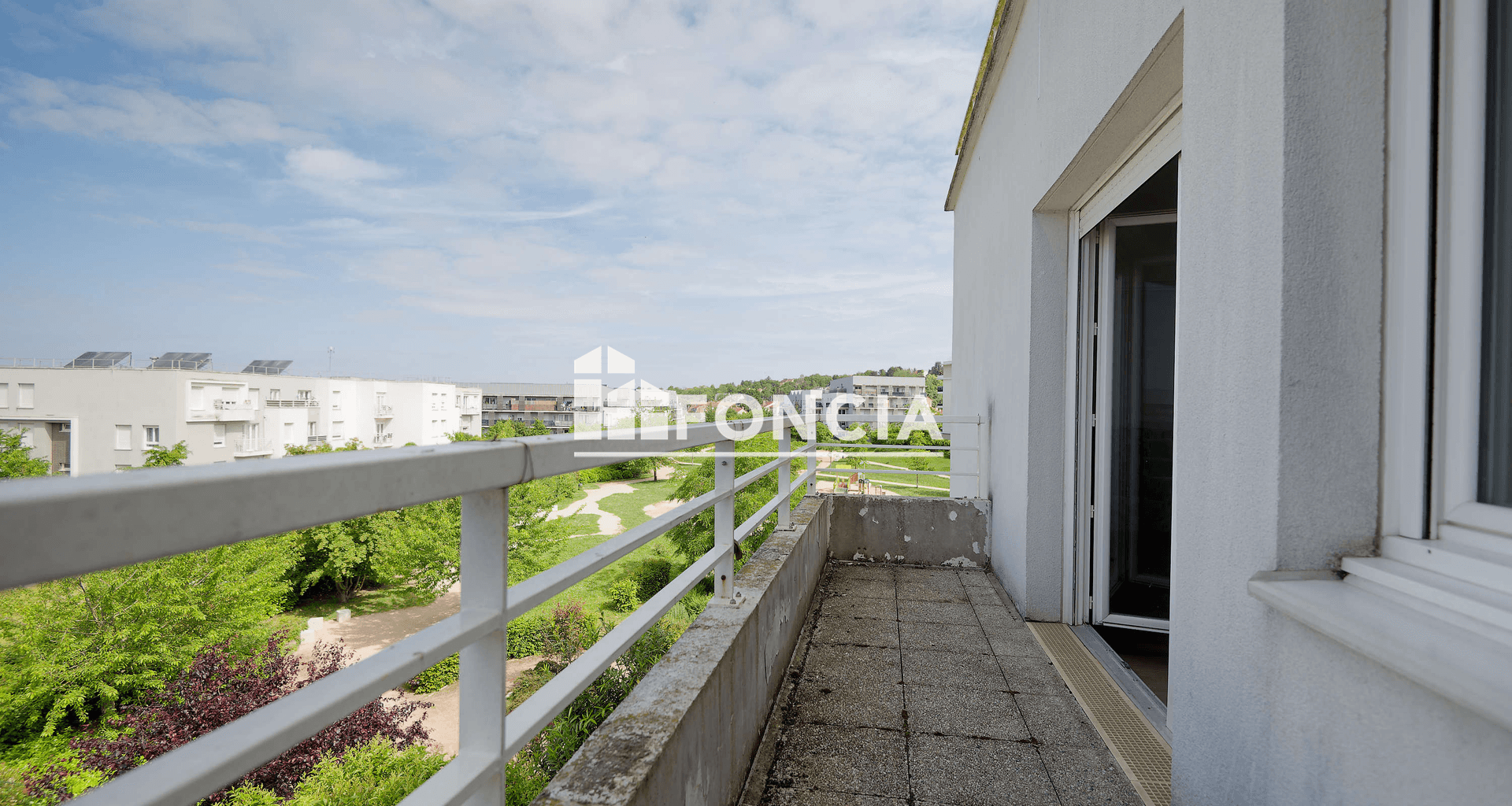 Appartement 4 pièces (79 m²) à vendre - Corbeil-essonnes (91100)