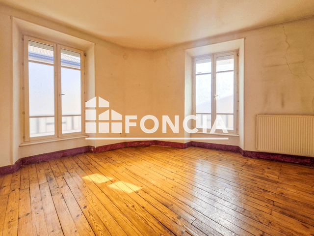Appartement 5 pièces (150.45 m²) à louer - La Cote St Andre (38260)