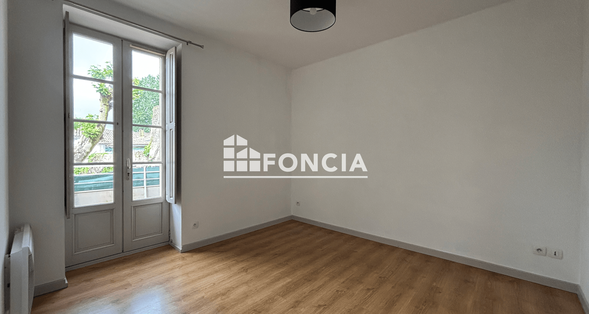 Appartement 3 pièces (73 m²) à vendre - Roquemaure (30150)