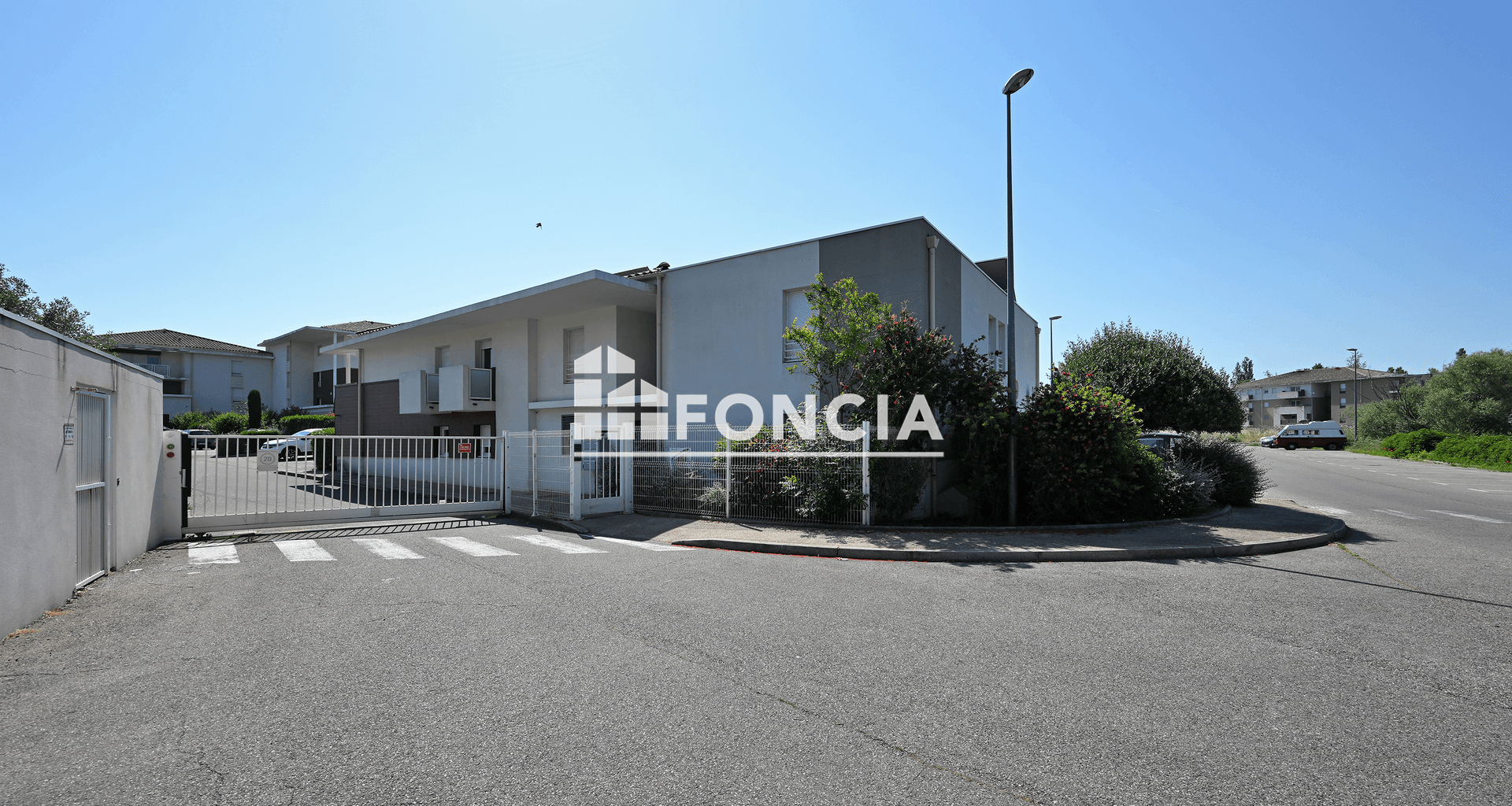 Appartement 22 pièces (458 m²) à vendre - Saint-martin-de-crau (13310)