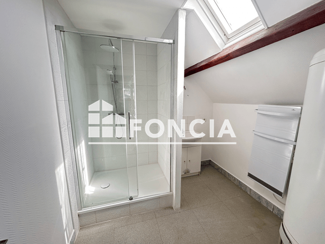 Appartement 3 pièces (79.6 m²) à louer - Charleville Mezieres (08000)