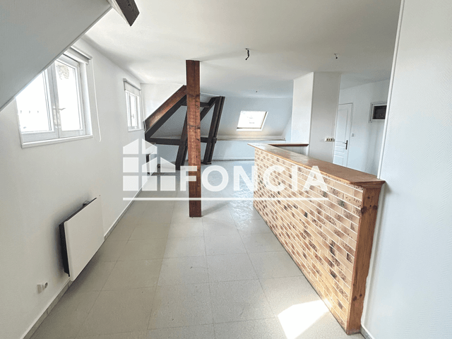 Appartement 3 pièces (79.6 m²) à louer - Charleville Mezieres (08000)