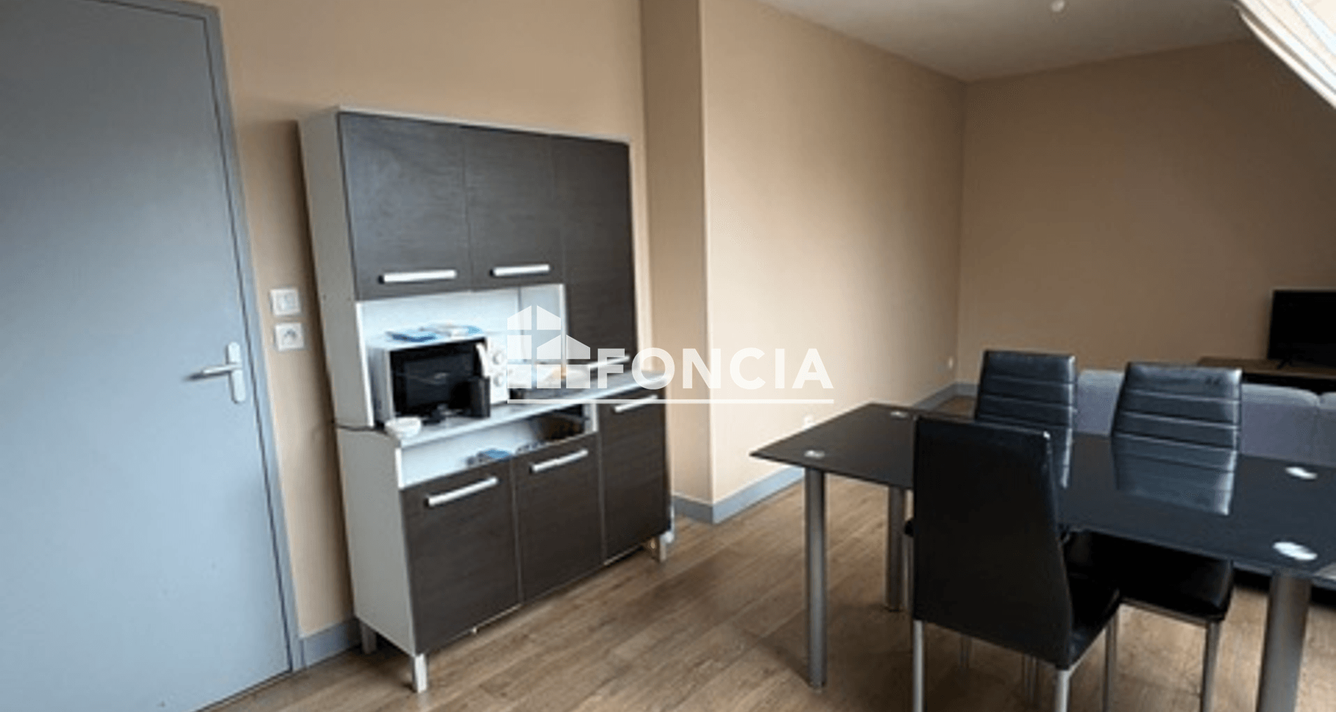 Appartement 2 pièces (42 m²) à vendre - Sedan (08200)