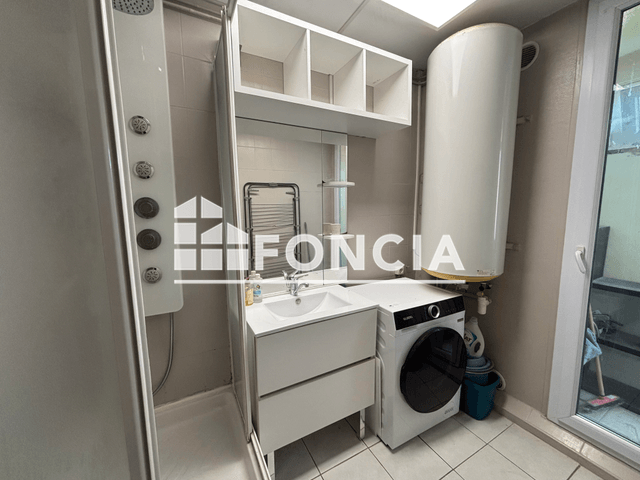 Appartement meublé 2 pièces (54.43 m²) à louer - Saint-martin-d'hères (38400)