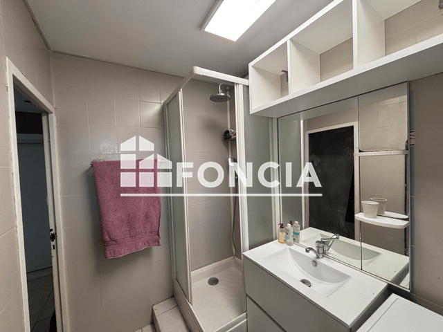 Appartement meublé 2 pièces (54.43 m²) à louer - Saint-martin-d'hères (38400)
