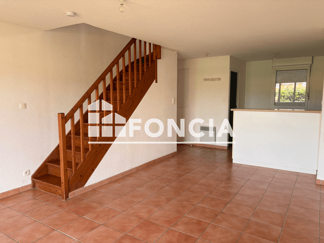 Maison 3 pièces (65.3 m²) à louer - Saint Gaudens (31800)