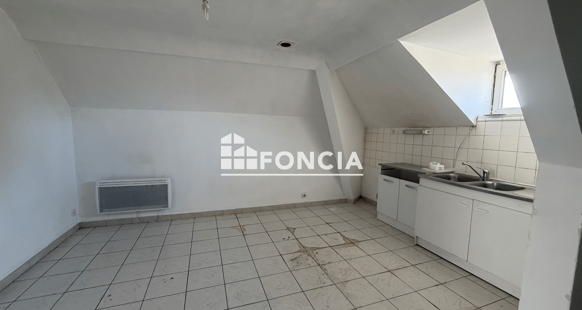 Appartement 2 pièces (39.93 m²) à vendre - Montceau-les-mines (71300)