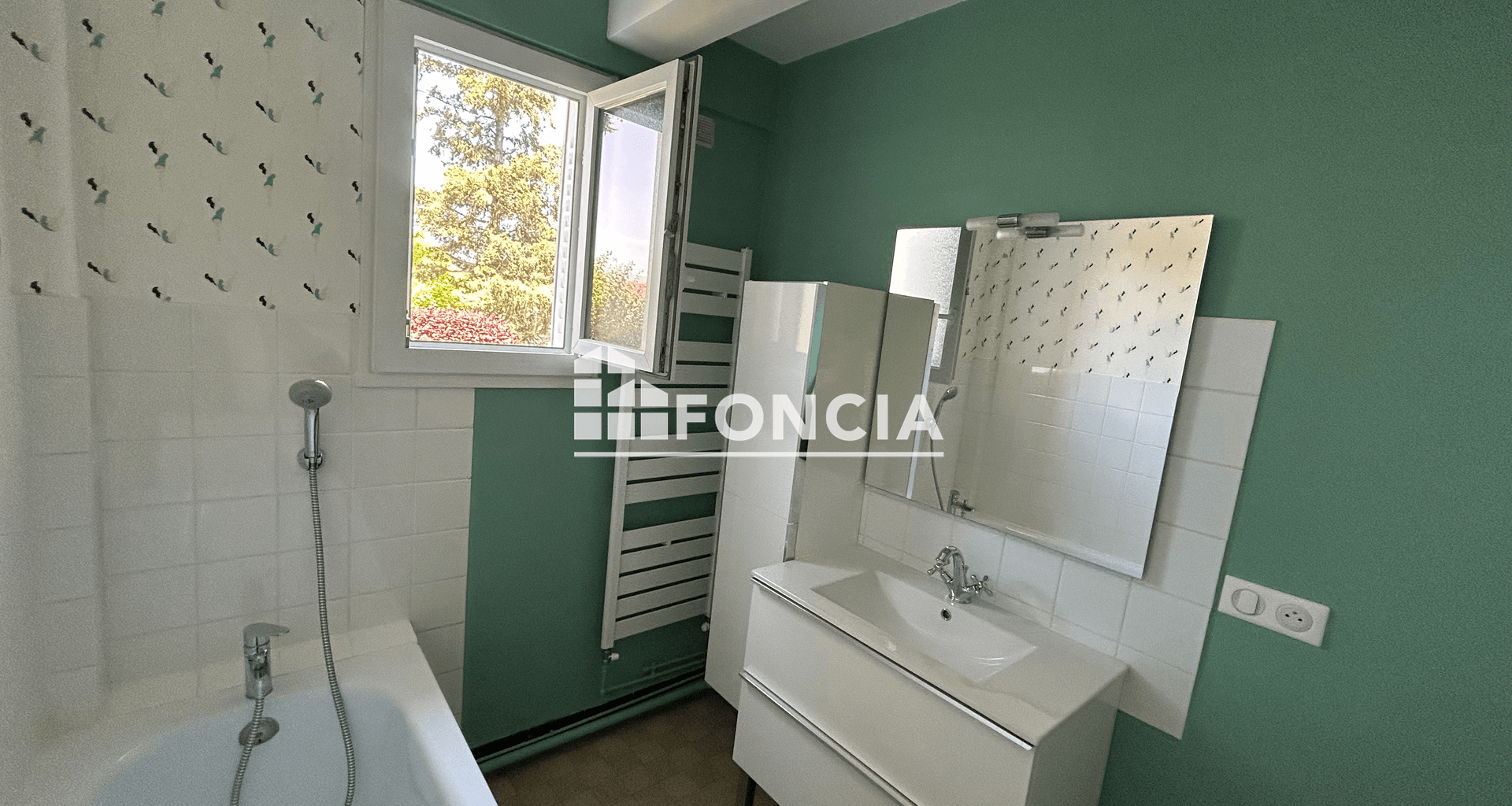 Appartement 4 pièces (76.44 m²) à louer - Roanne (42300)