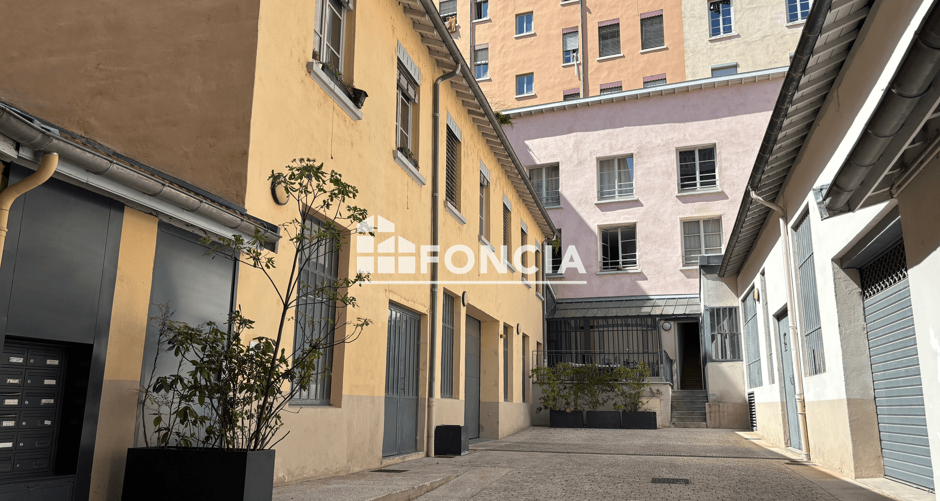 Appartement 2 pièces (43.03 m²) à louer - Lyon 1ᵉʳ (69001)