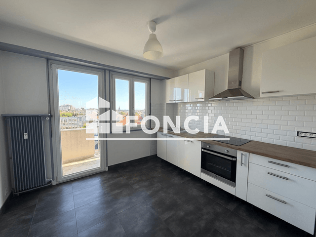 Appartement 3 pièces (79.66 m²) à louer - Mulhouse (68100)