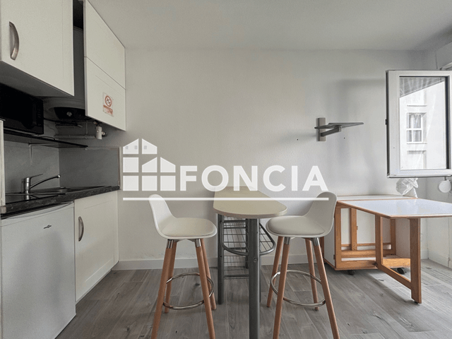 Studio meublé (16.35 m²) à louer - Saint Nazaire (44600)