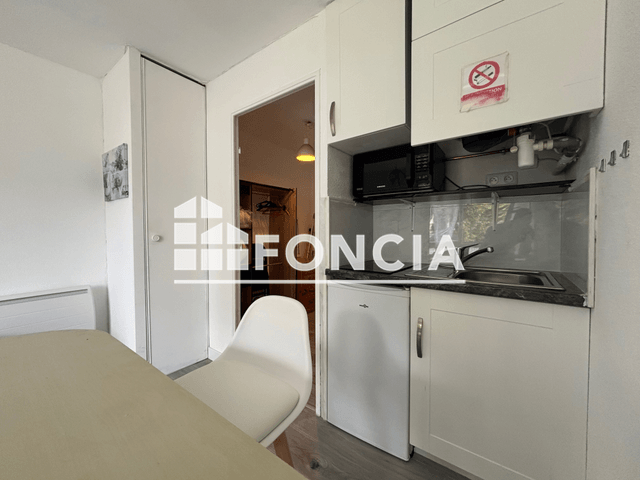 Studio meublé (16.35 m²) à louer - Saint Nazaire (44600)