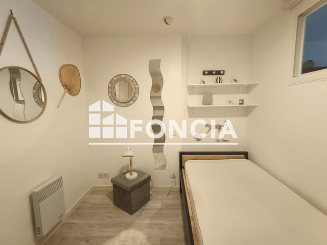 Studio meublé (31.48 m²) à louer - La Rochelle (17000)