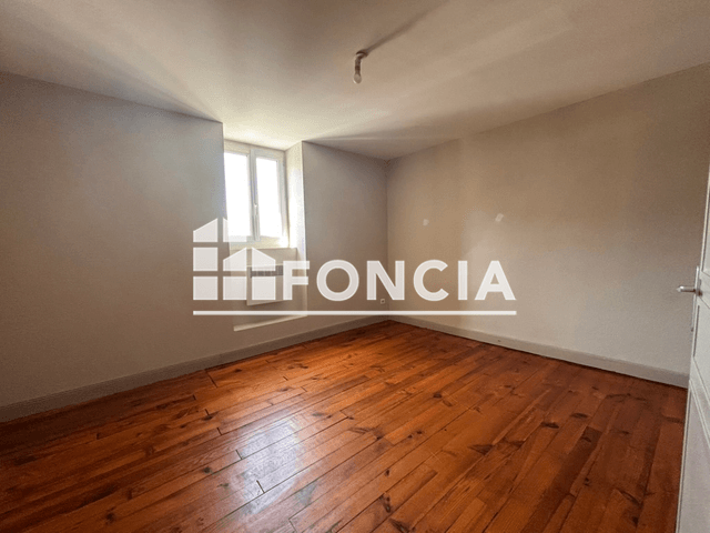 Appartement 4 pièces (89.61 m²) à louer - Lourdes (65100)