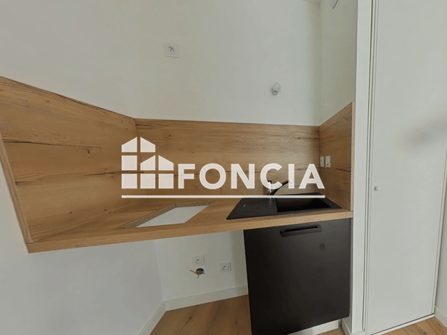 Studio (28.46 m²) à louer - Fleury Les Aubrais (45400)