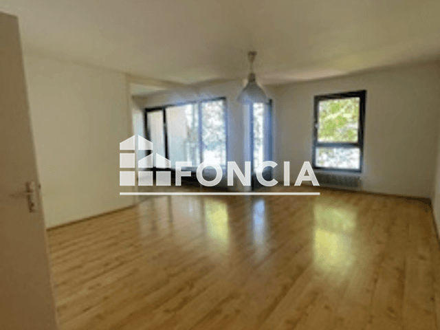 Appartement 3 pièces (74.29 m²) à louer - Evian Les Bains (74500)