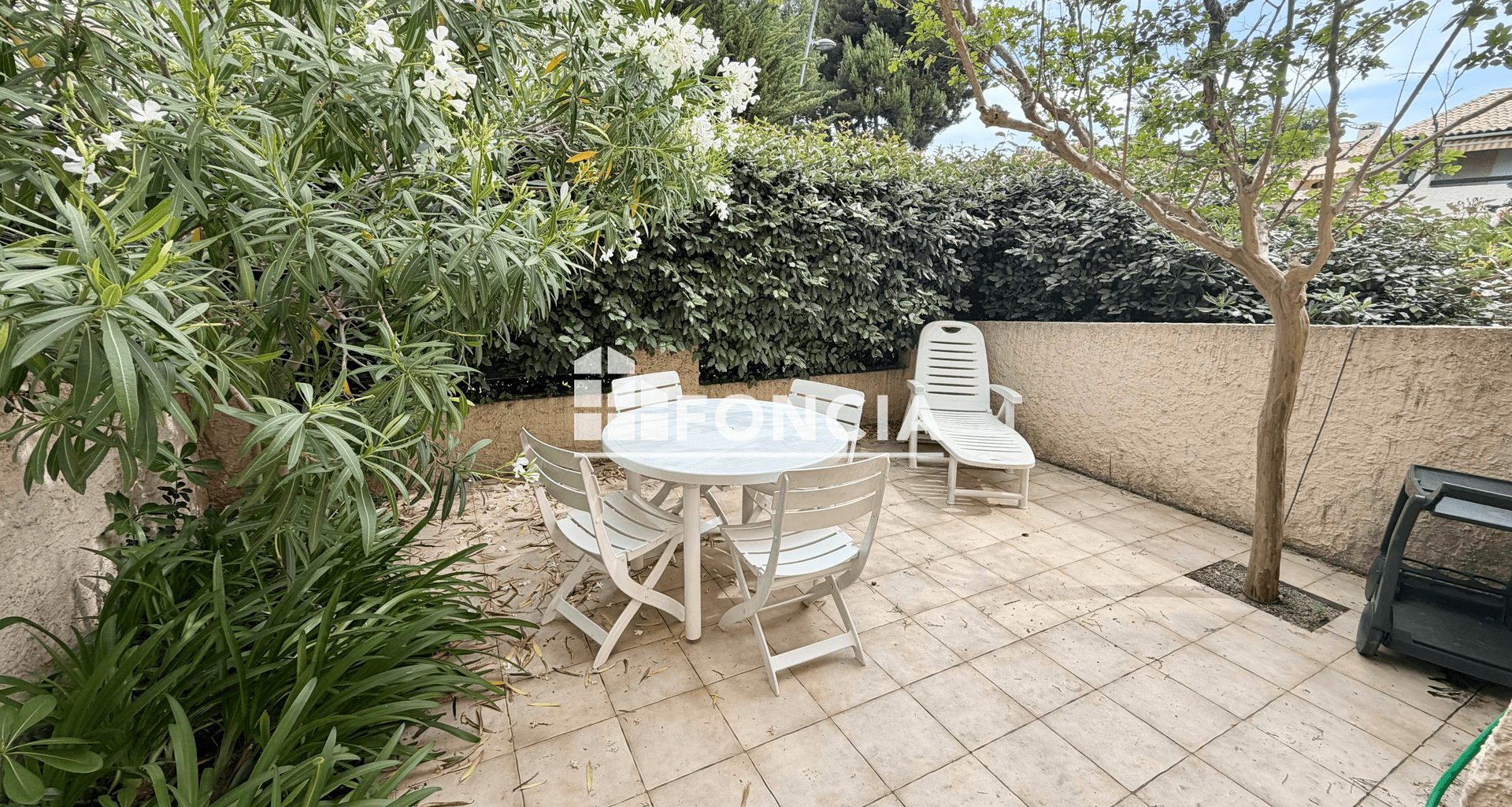 Studio (27 m²) à vendre - Saint-cyr-sur-mer (83270)