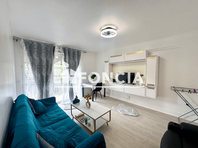 Appartement meublé 2 pièces (61 m²) à louer - St Etienne Du Rouvray (76800)