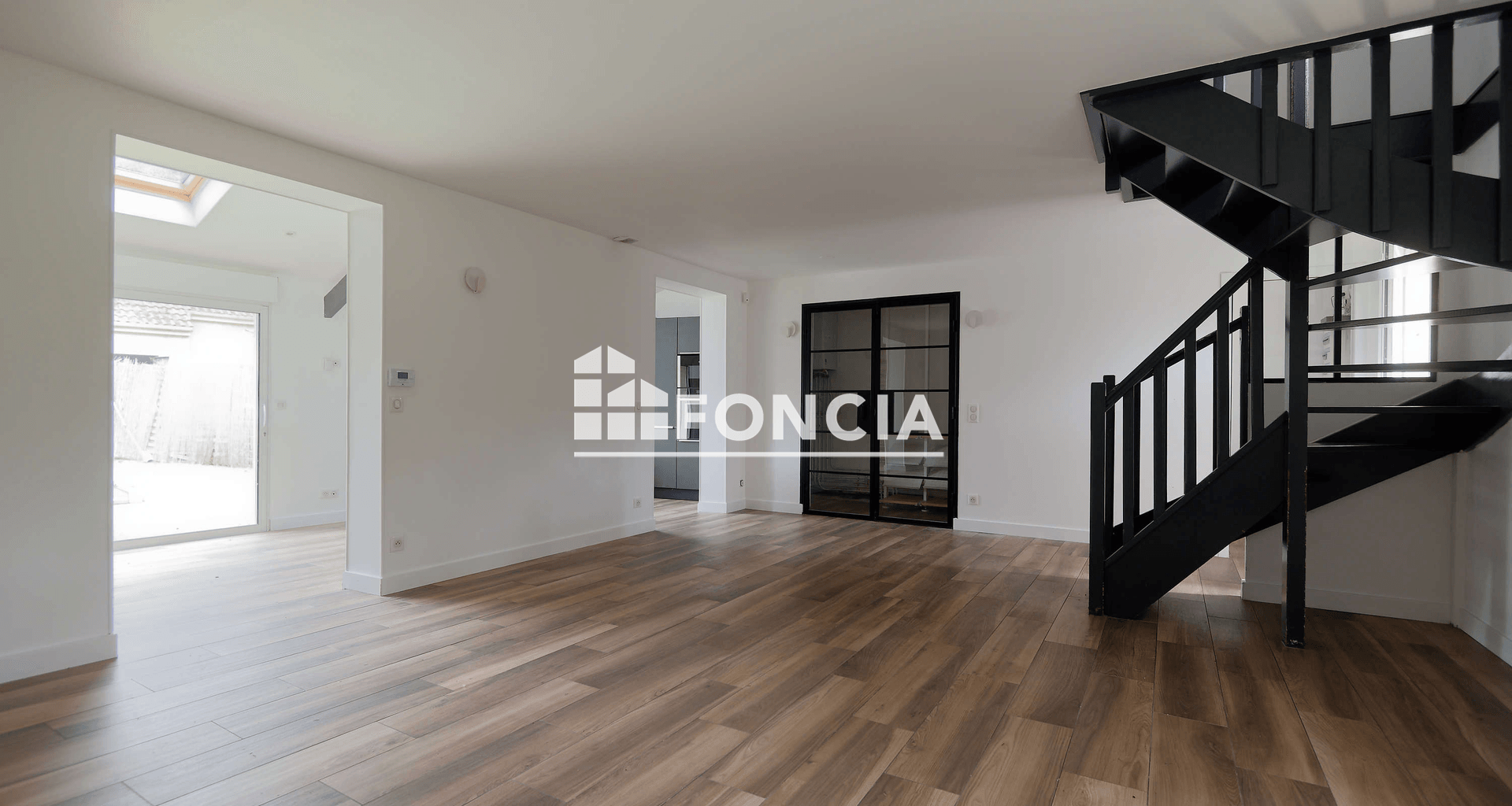 Maison 4 pièces (98 m²) à vendre - Moissy-cramayel (77550)
