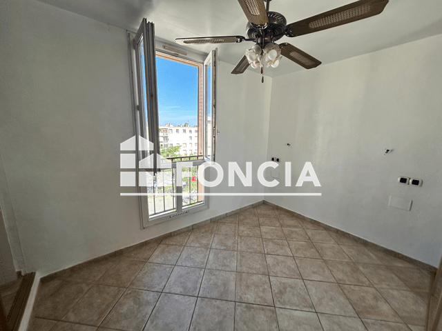 Appartement 4 pièces (64 m²) à louer - Marseille 9ᵉ (13009)