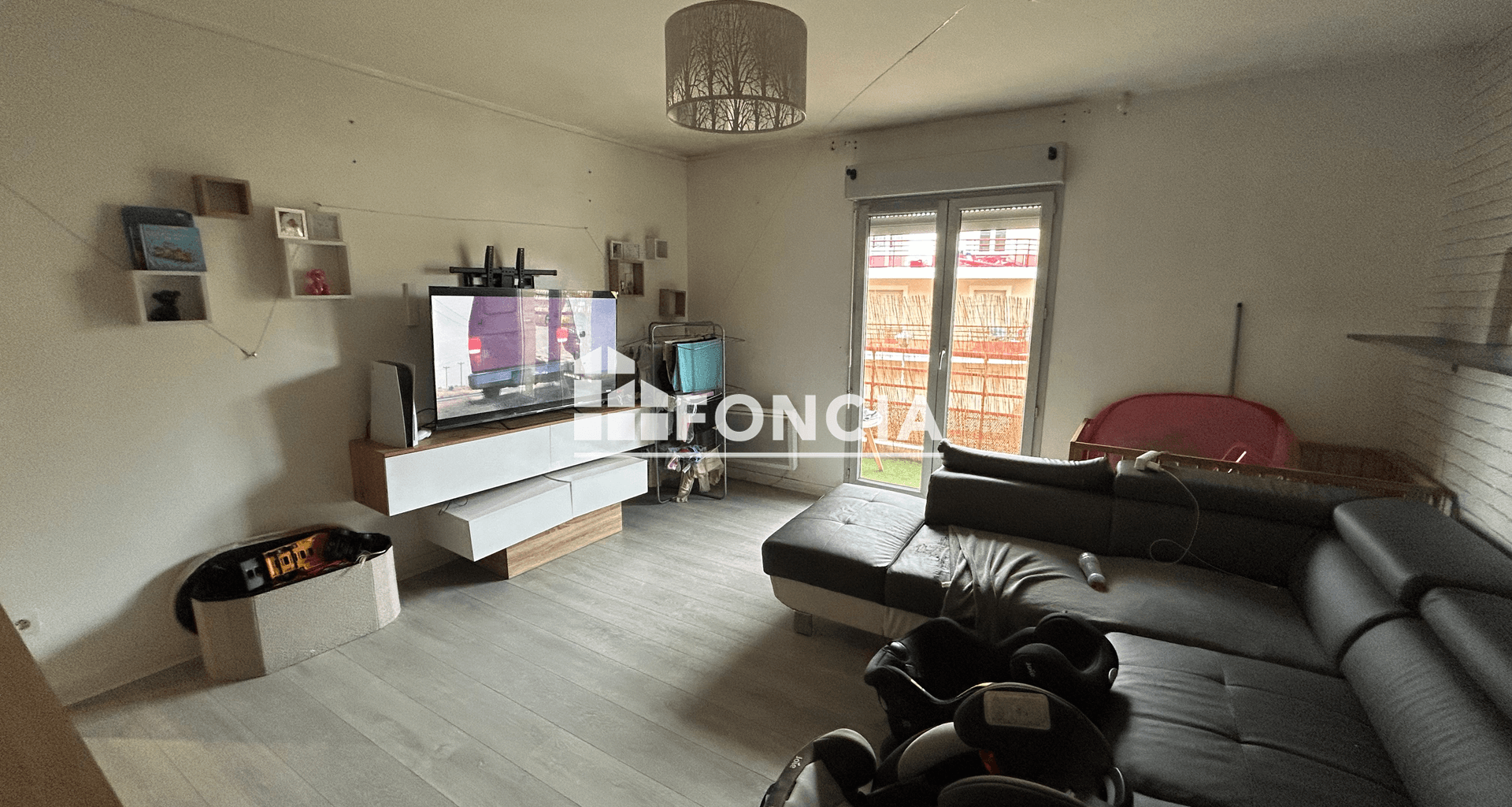 Appartement 2 pièces (44 m²) à vendre - Le Thillay (95500)