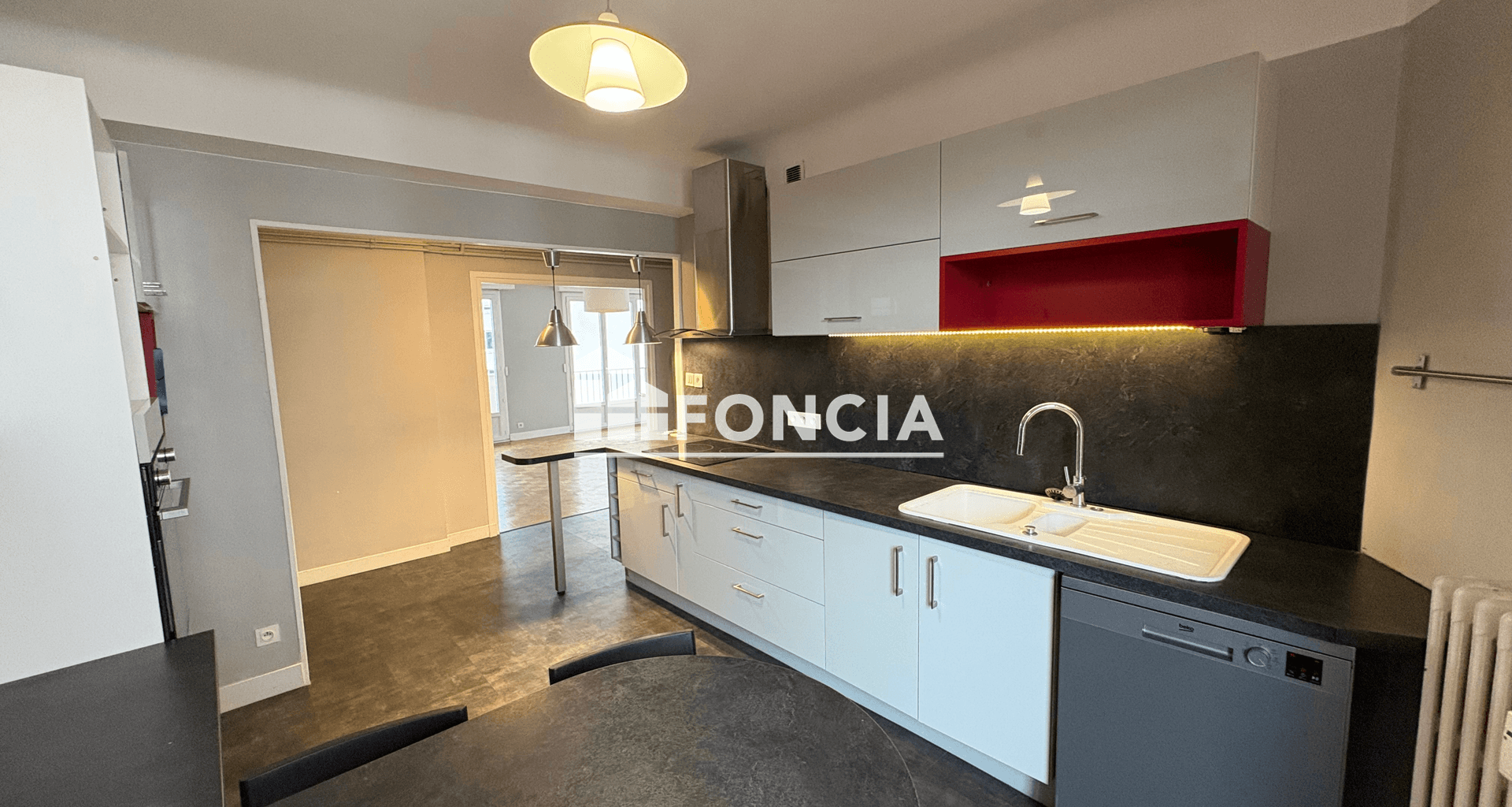 Appartement 4 pièces (101 m²) à louer - Clermont-ferrand (63000)