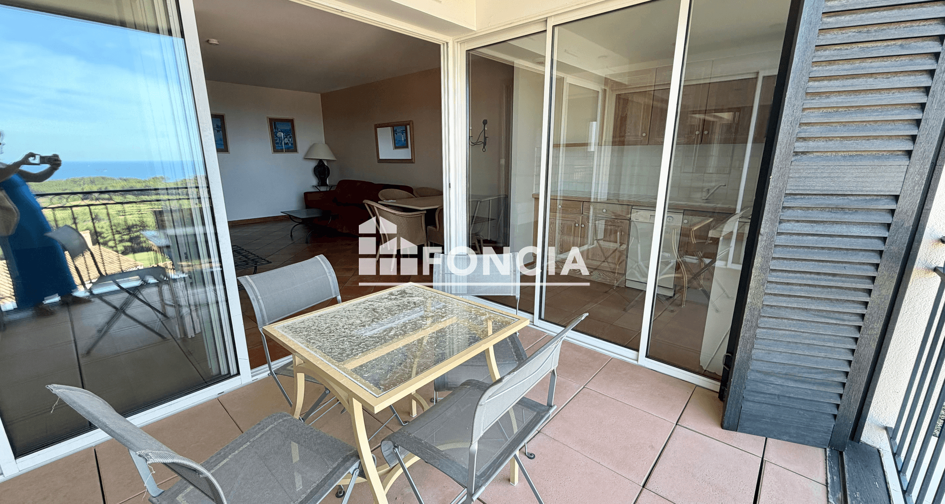 Appartement 2 pièces (49.28 m²) à vendre - Saint-cyr-sur-mer (83270)