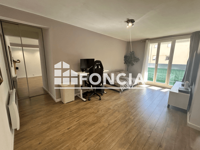 Appartement 4 pièces (71.69 m²) à louer - Marseille 15ᵉ (13015)